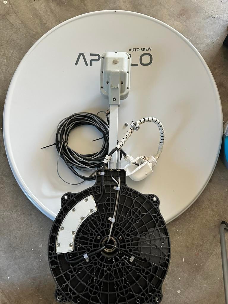 Volautomatische Satellietschotel 85 cm, Audio, Tv en Foto, Schotelantennes, Ophalen, Zo goed als nieuw, (Schotel)antenne, Overige merken