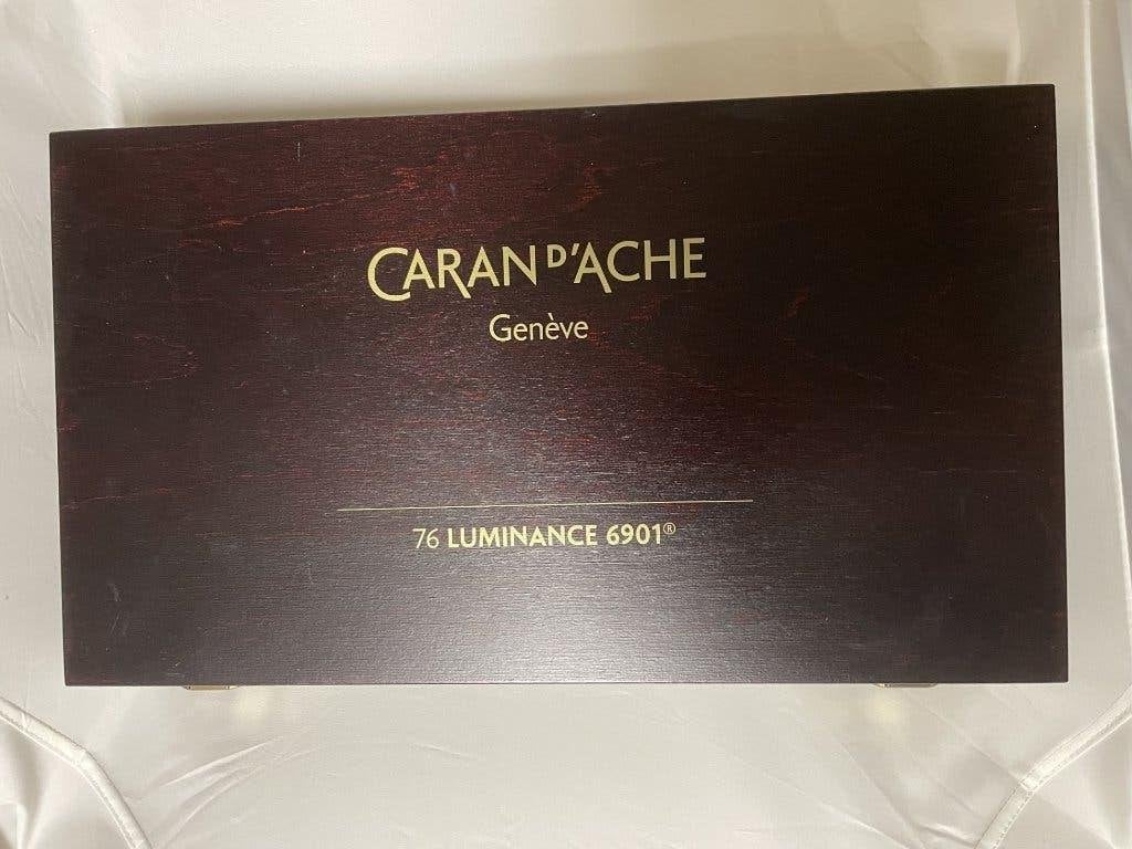 Caran D'Ache 76 Luminance 6901, Hobby en Vrije tijd, Tekenen, Ophalen of Verzenden, Zo goed als nieuw, Potlood of Stift