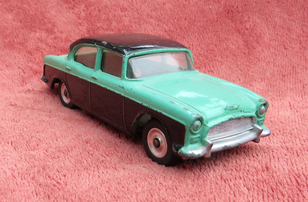 Dinky Toys. Humber Hawk. Nr. 165, Hobby en Vrije tijd, Modelauto's | 1:43, Ophalen of Verzenden, Zo goed als nieuw, Auto, Dinky Toys