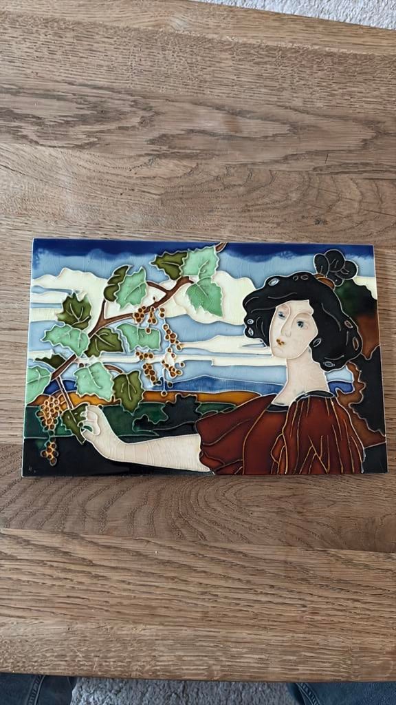 Emaille tegel naar carl sigmund luber art nouveau, Ophalen of Verzenden