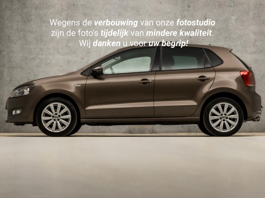 Volkswagen Polo 1.4-16V Sportline (SCHUIFDAK, STOELVERWARMIN, Voorwielaandrijving, Zwart, 4 cilinders, Bedrijf