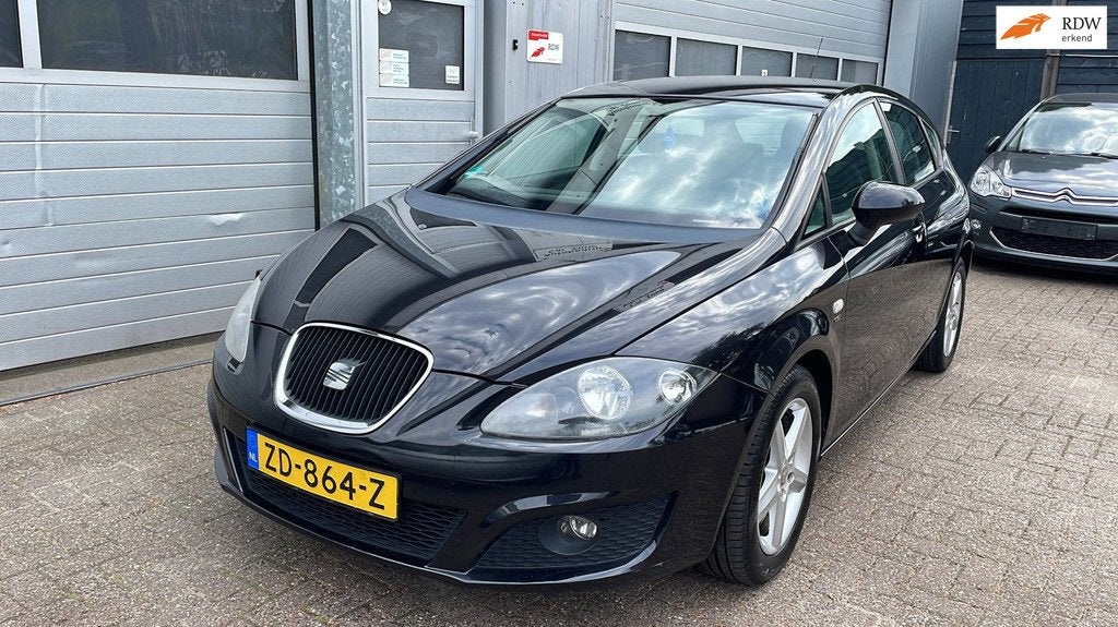 Seat Leon 1.4 TSI Reference 2009-Airco-Cruise-Velgen-APK, Auto's, Gebruikt, 4 cilinders, Leon, Zwart