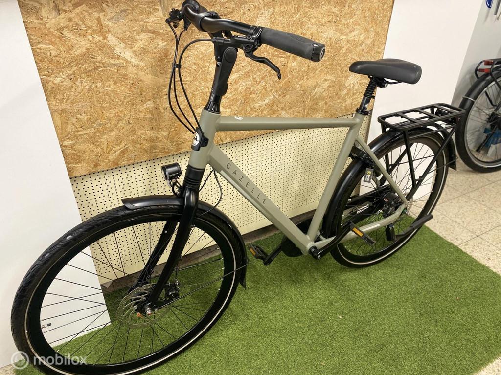 GAZELLE CHAMONIX C8 2025 HERENFIETS 57 CM 8V, Fietsen en Brommers, Fietsen | Heren | Herenfietsen, 57 tot 61 cm, GAZELLE, Gazelle
