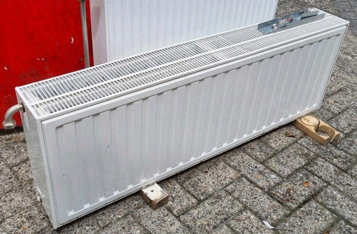 radiator, € 25,- vraagprijs(onderhandelbaar), Doe-het-zelf en Verbouw, Verwarming en Radiatoren, Ophalen, 30 tot 80 cm, Gebruikt