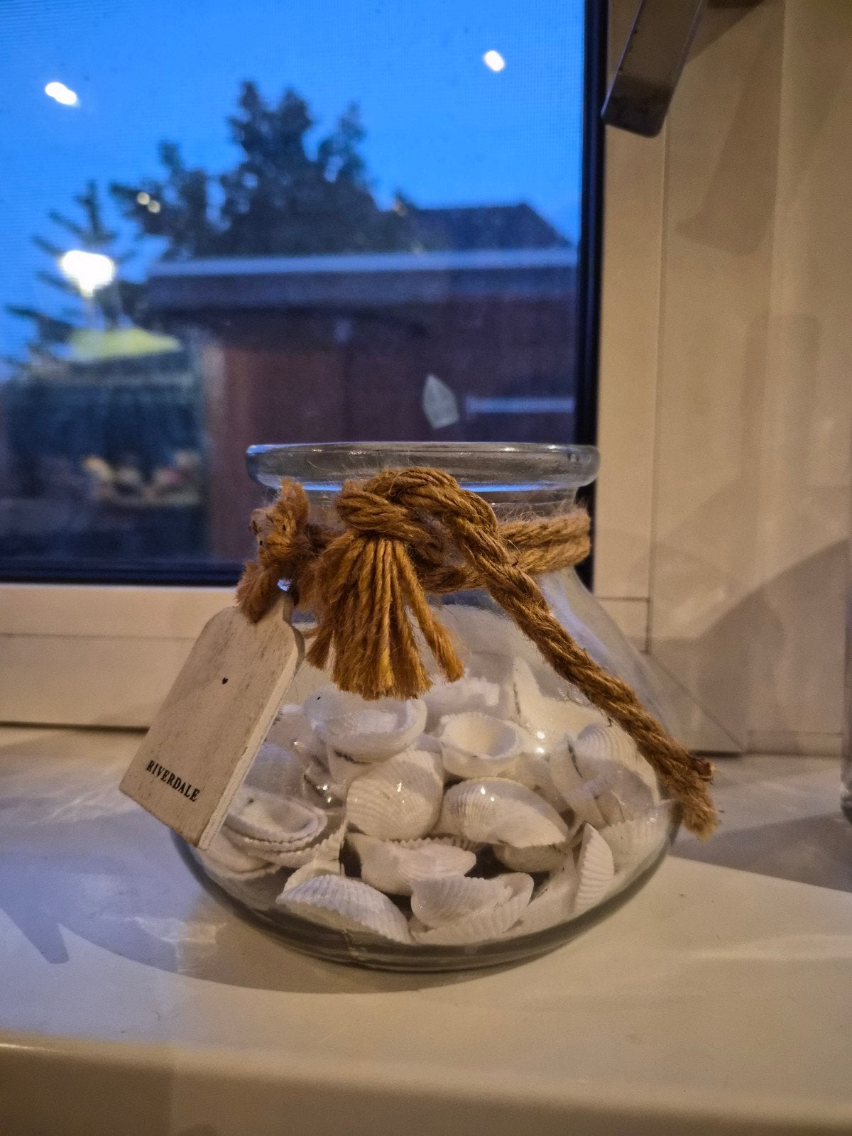 Riverdale glazen pot met schelpen, Huis en Inrichting, Ophalen, Gebruikt, Landelijk, Wit