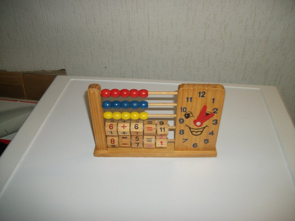 Speelklokje met telraam en gezichtje, Kinderen en Baby's, Speelgoed | Houten speelgoed, Ophalen of Verzenden, Gebruikt