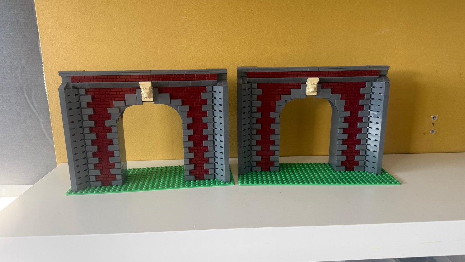 Lego Treintunnel - 2 stuks - Rode baksteen look, Ophalen of Verzenden, Zo goed als nieuw, Overige merken