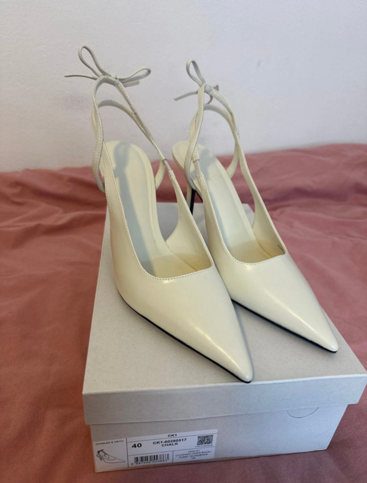 Charles & Keith hakken, Pumps, Wit, Nieuw, Ophalen of Verzenden