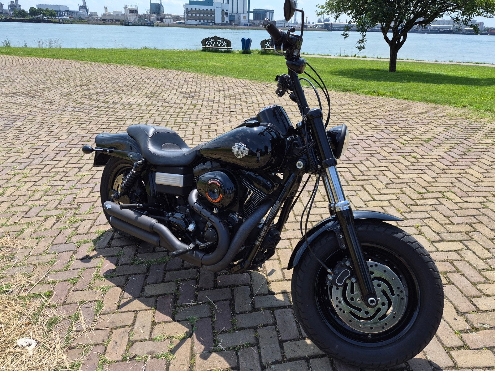 Harley-Davidson Dyna Fat Bob - Krachtige Chopper  bjr2011, Motoren, Motoren | Harley-Davidson, 2 cilinders, Sportuitlaat, Gebruikt