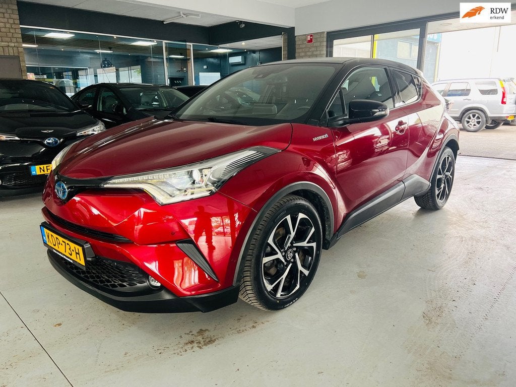 Toyota C-HR 1.8 Hybrid Executive, Auto's, Euro 6, 4 cilinders, Leder en Stof, 98 pk