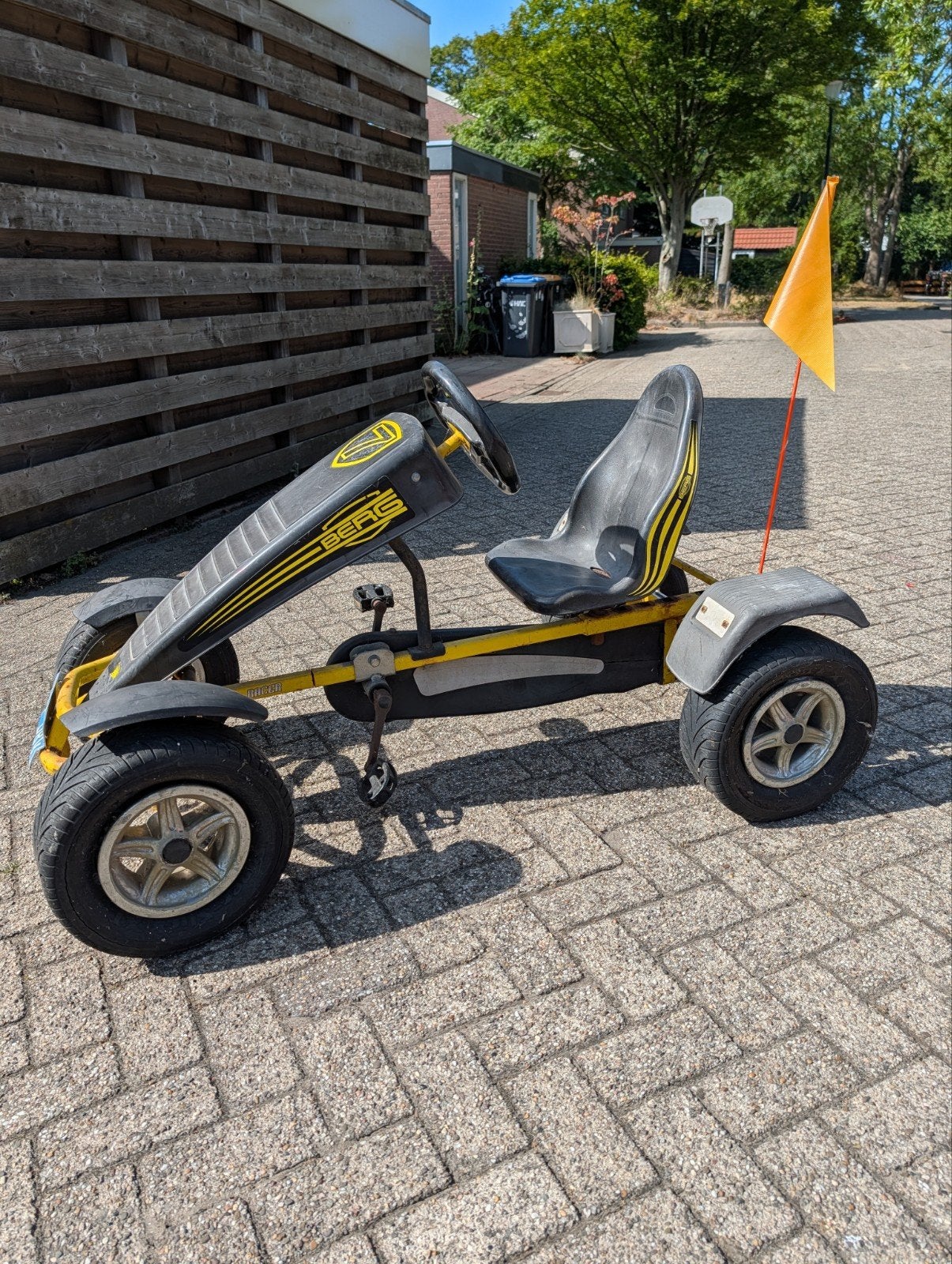 Berg skelter met duo stoel, kantelbare aanhangwagen en huif, Ophalen, Gebruikt, Berg, Vrijloopautomaat