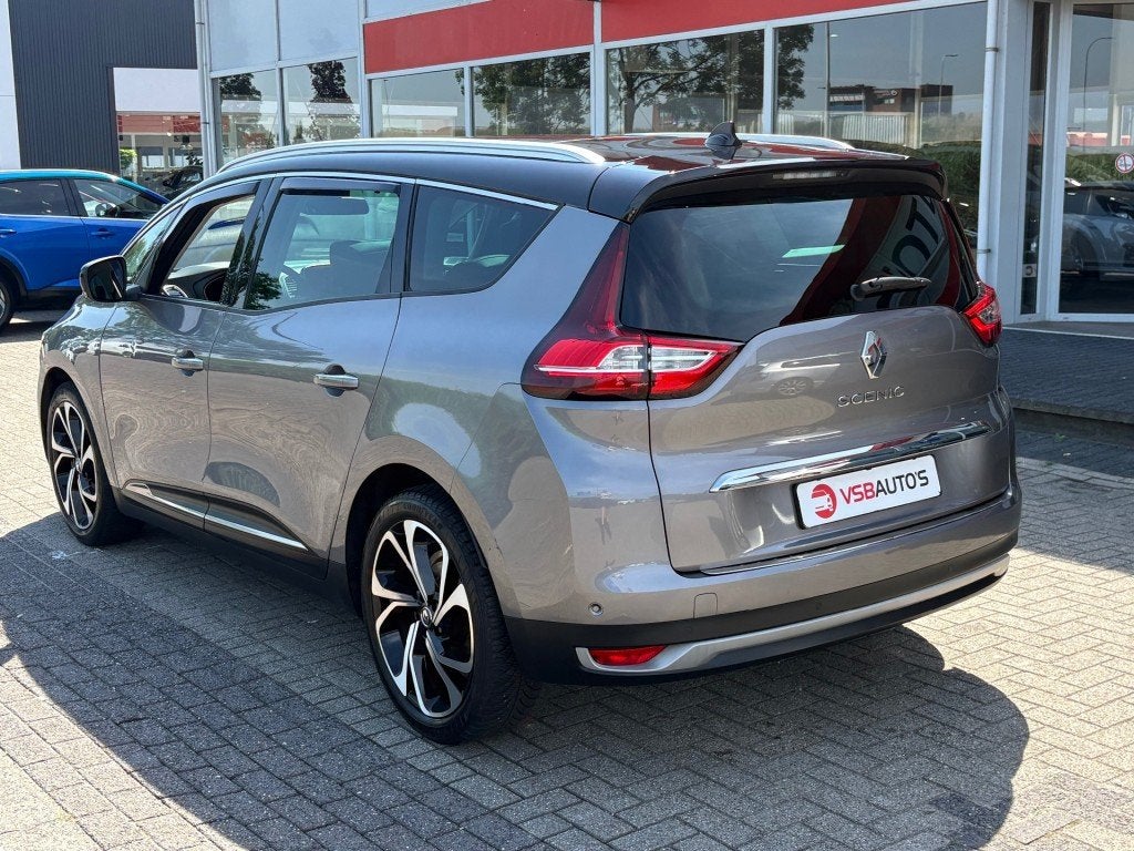 Renault GRAND SCENIC 1.2 TCE BOSE 132PK PANO-DAK 7-PRS NAVI, Auto's, Renault, Gebruikt, 4 cilinders, 1198 cc, 132 pk