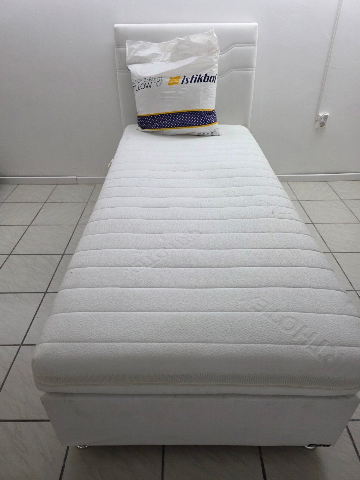 Eenpersoonsbed met opbergruimte Ishtikbal, Overige materialen, Verstelbaar, 90 cm, Eenpersoons