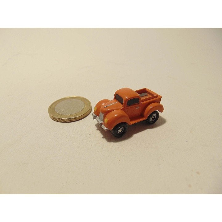 Ford F100 Pickup Miny's Kunststof Miniatuur Auto 3x1x1cm, Ophalen of Verzenden, Nieuw, Auto