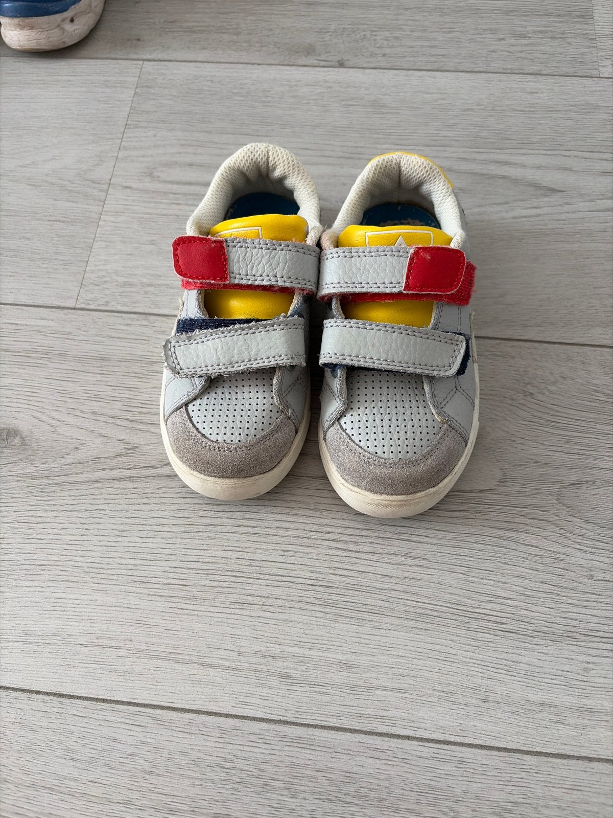 Leuke sneakers voor jongens - Maat 25, Ophalen of Verzenden, Zo goed als nieuw, Jongen, Sportschoenen