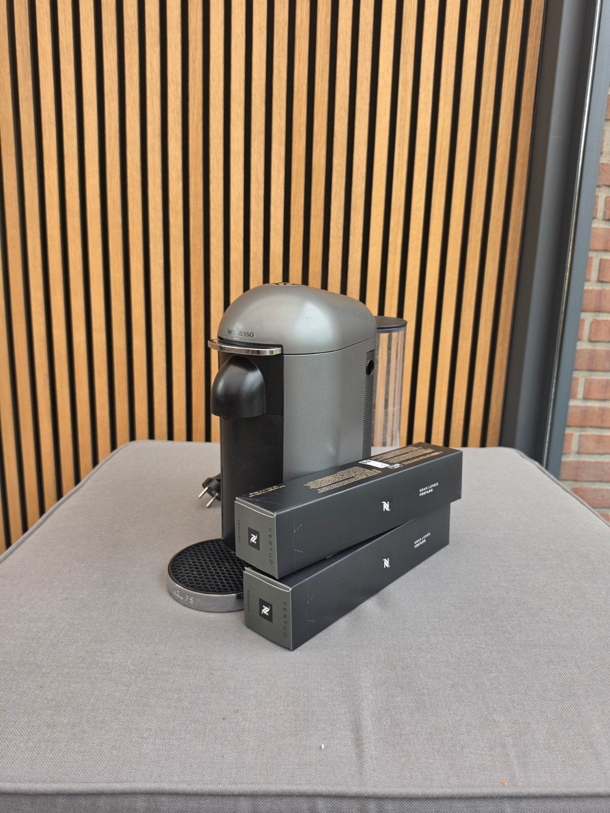 Nespresso Vertuo Next koffiemachine met capsules, Ophalen, Gebruikt, Koffiemachine, 1 kopje