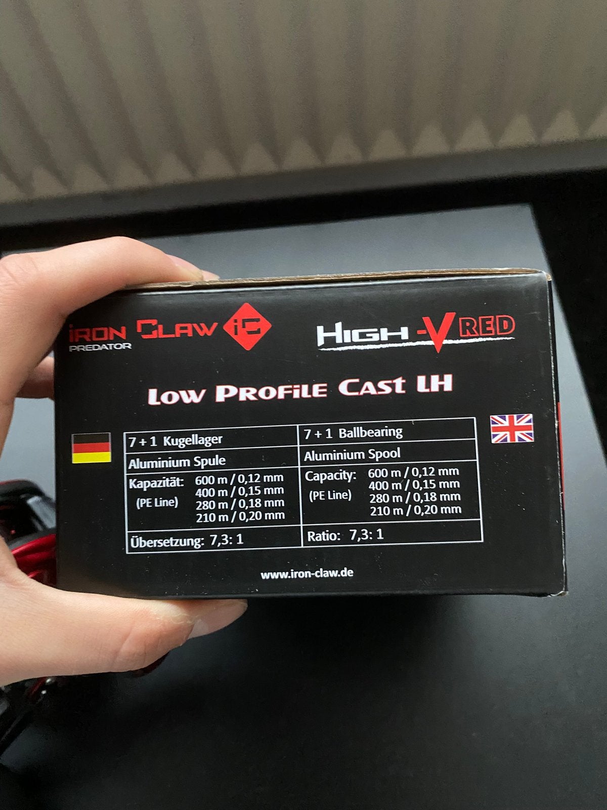 Iron Claw High V Red Baitcast Reel, Watersport en Boten, Hengelsport | Roofvissen, D, Molen, Nieuw, Ophalen of Verzenden