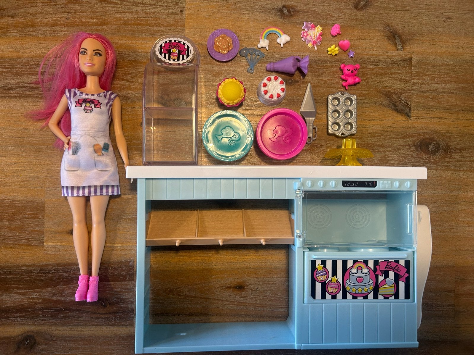 Barbie Bakset met pop en accessoires, Ophalen of Verzenden, Gebruikt, Barbie