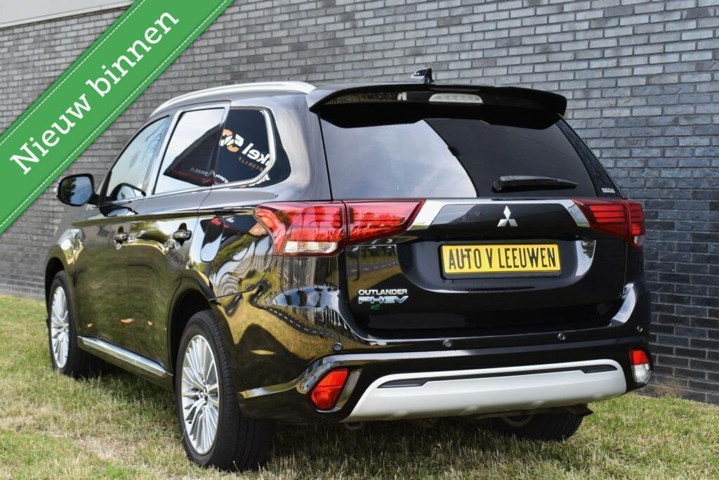 Mitsubishi Outlander 2.4 PHEV Diamand Edition 360º CAMERA/L, Auto's, Automaat, Euro 6, 4 cilinders, Zwart
