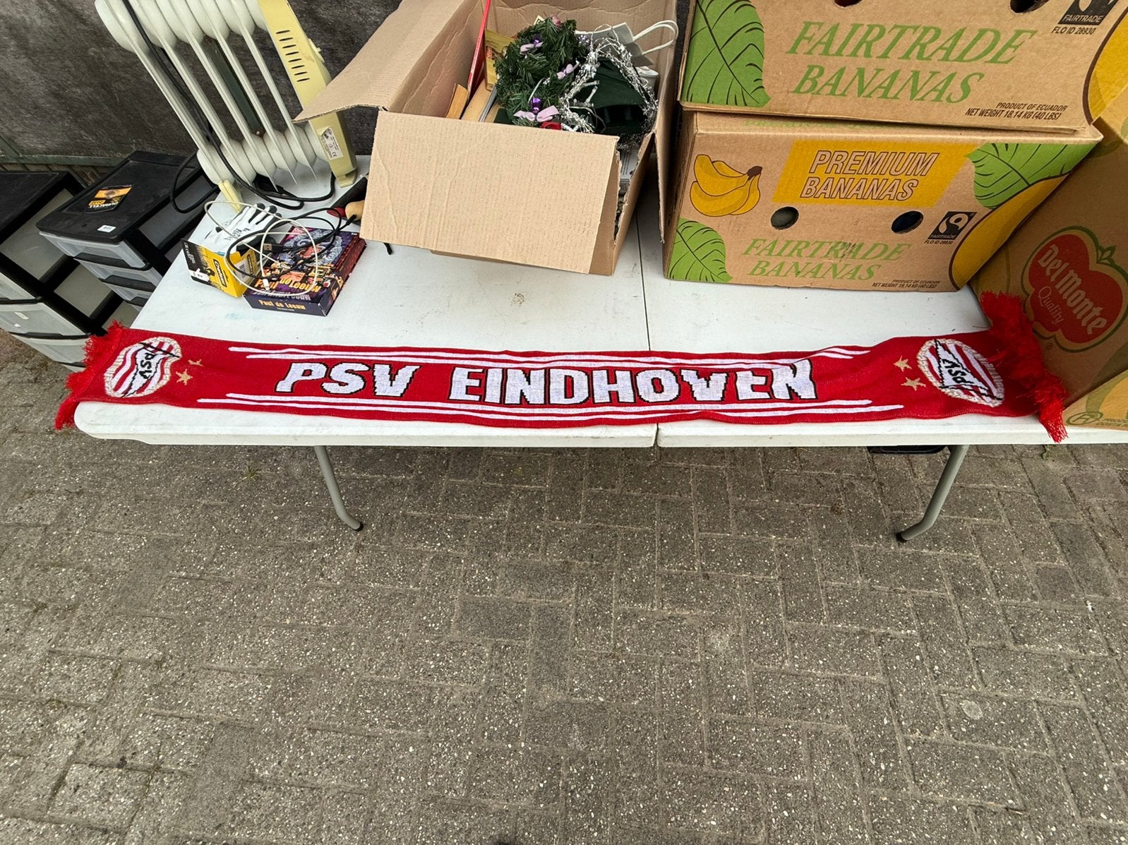 Psv sjaal, Ophalen, Zo goed als nieuw