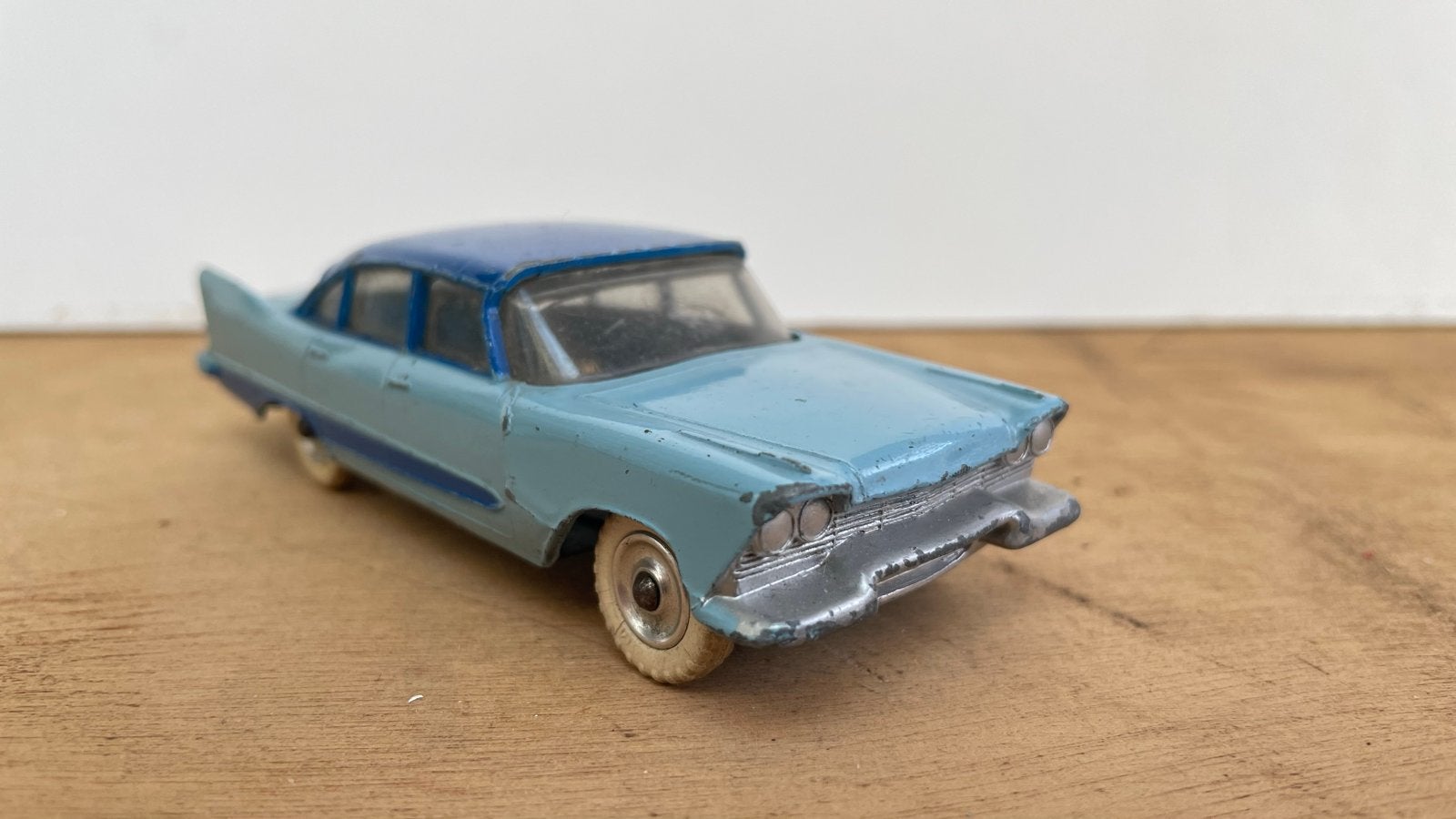 Vintage Dinky Toys Plymouth Plaza - Made in England, Ophalen of Verzenden