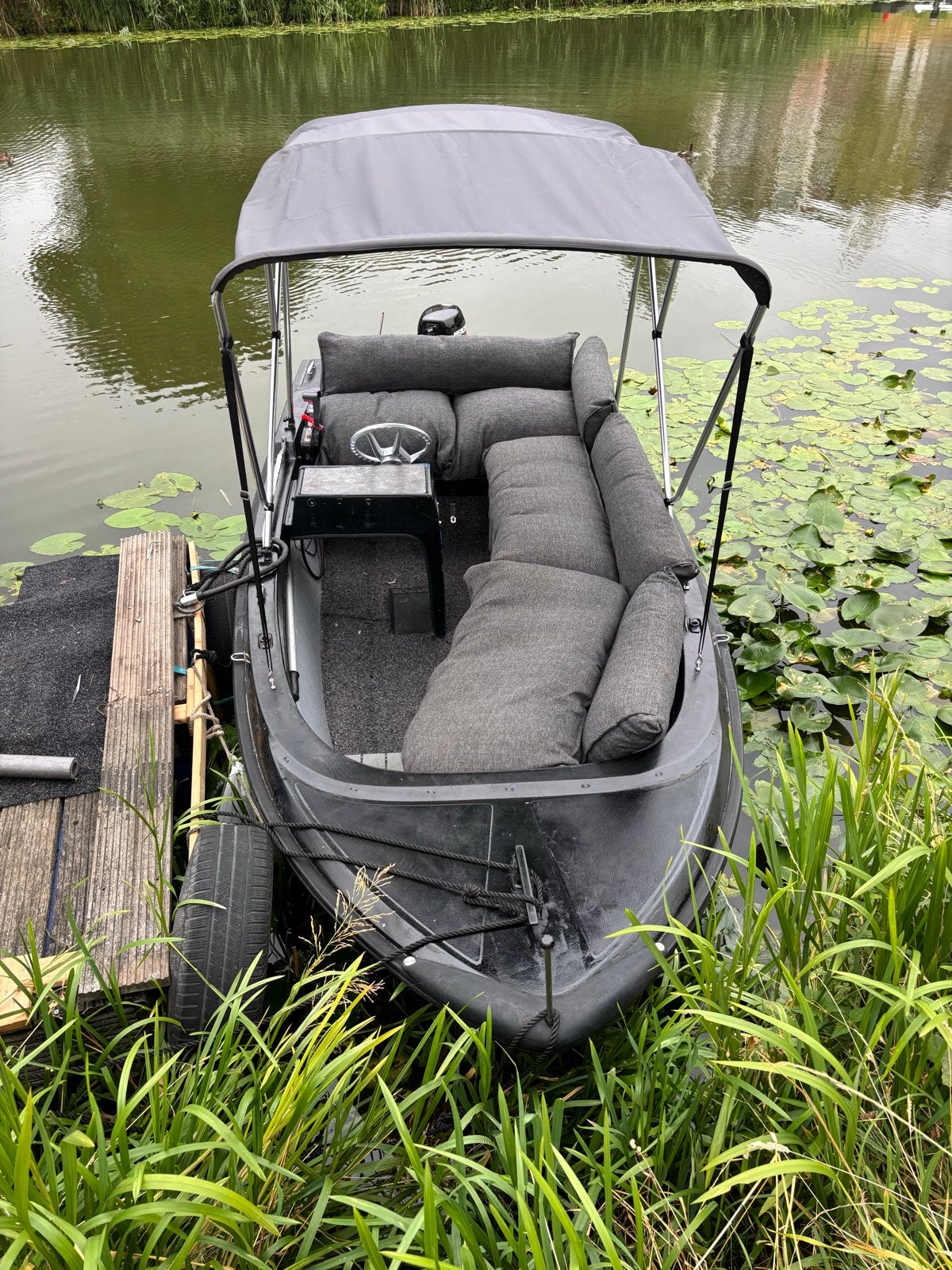 Leuk sloepje met Buitenboordmotor met afstandsbesturing, Consoleboot, Gebruikt, 2.00 meter, 2 m