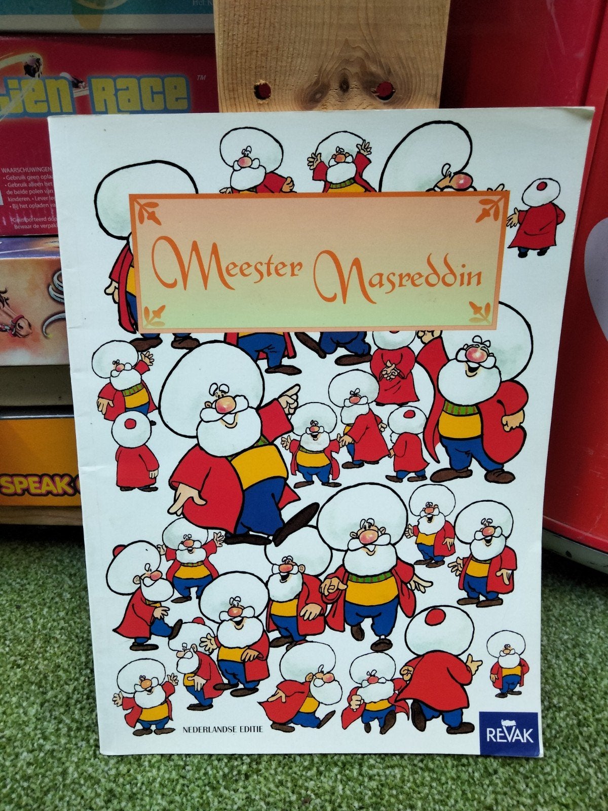 Meester Nasreddin Nederlandse editie, Eén stripboek, Ophalen of Verzenden, Gelezen