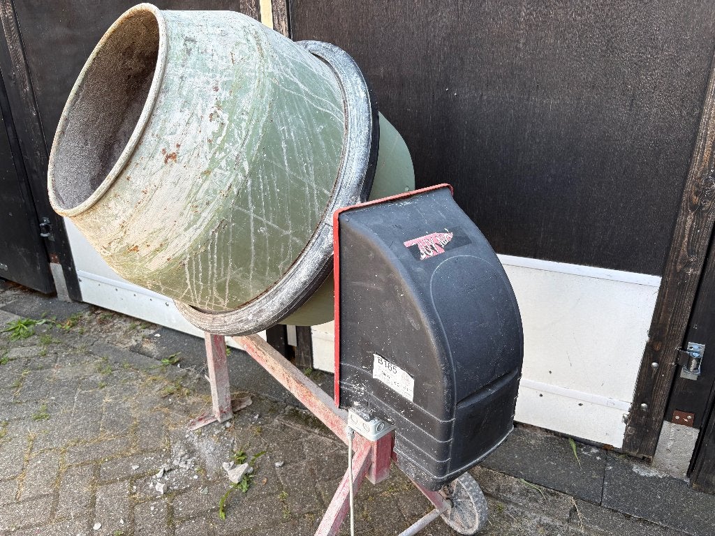 betonmolen, Ophalen, Gebruikt