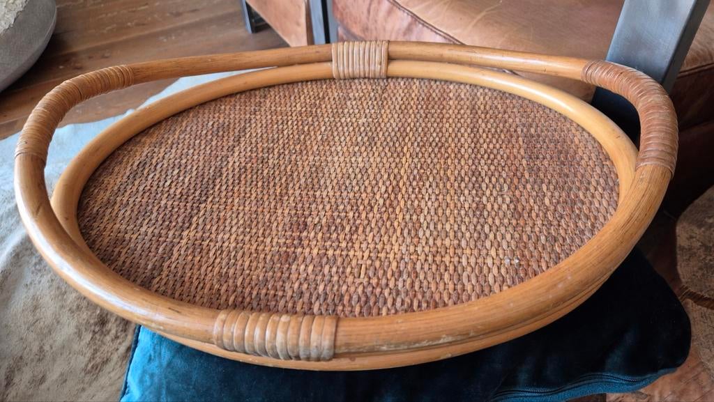 Vintage Retro Oval Shape Bamboo and Rattan frans dienblad, Ophalen of Verzenden, Gebruikt, Ovaal, Overige materialen