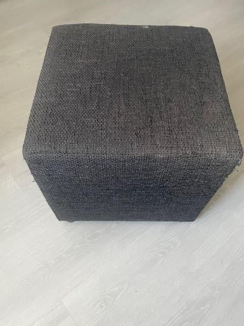Poef vierkant zachte, Ophalen, Minder dan 50 cm, Gebruikt, Vierkant