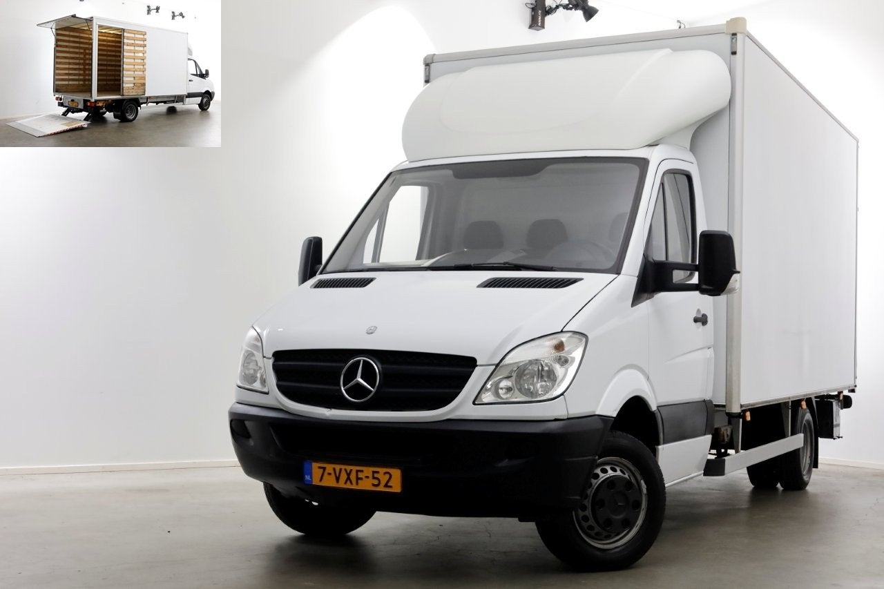 Mercedes-Benz Sprinter 510 CDI Bakwagen met laadklep en zijd, Euro 5, Achterwielaandrijving, Gebruikt, 4 cilinders
