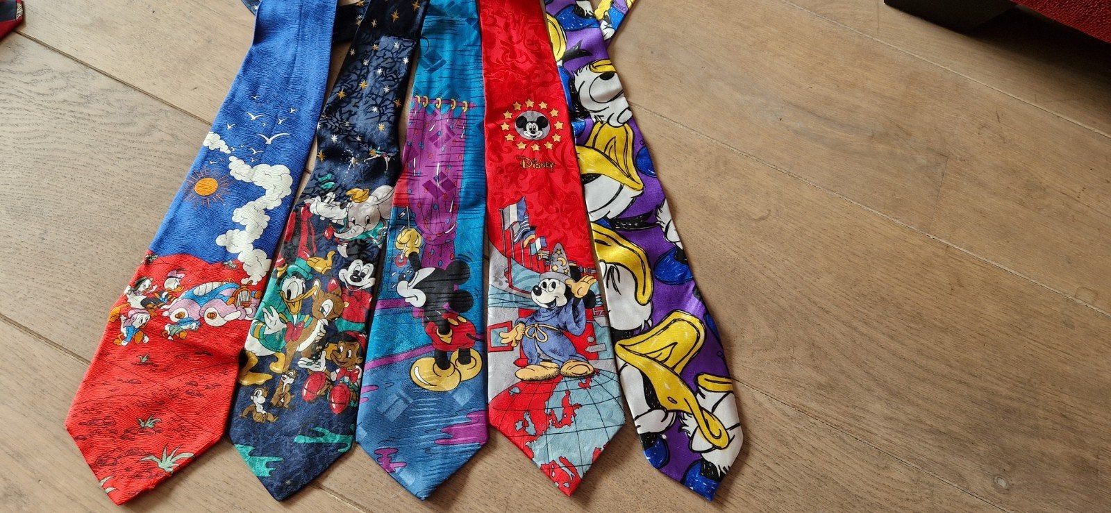 Vintage Disney stropdassen - Mickey Mouse & Donald Duck, Blauw, Ophalen of Verzenden, Zo goed als nieuw, Met patroon