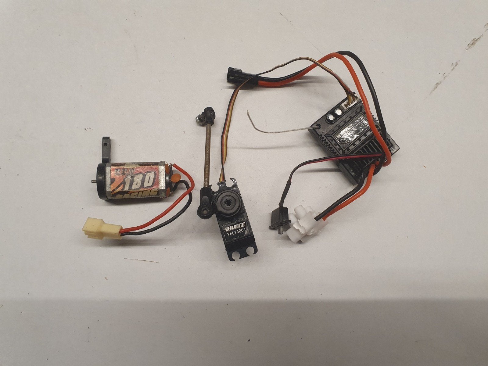 Modelbouw motor met toebehoren, Hobby en Vrije tijd, Ophalen of Verzenden, Zo goed als nieuw