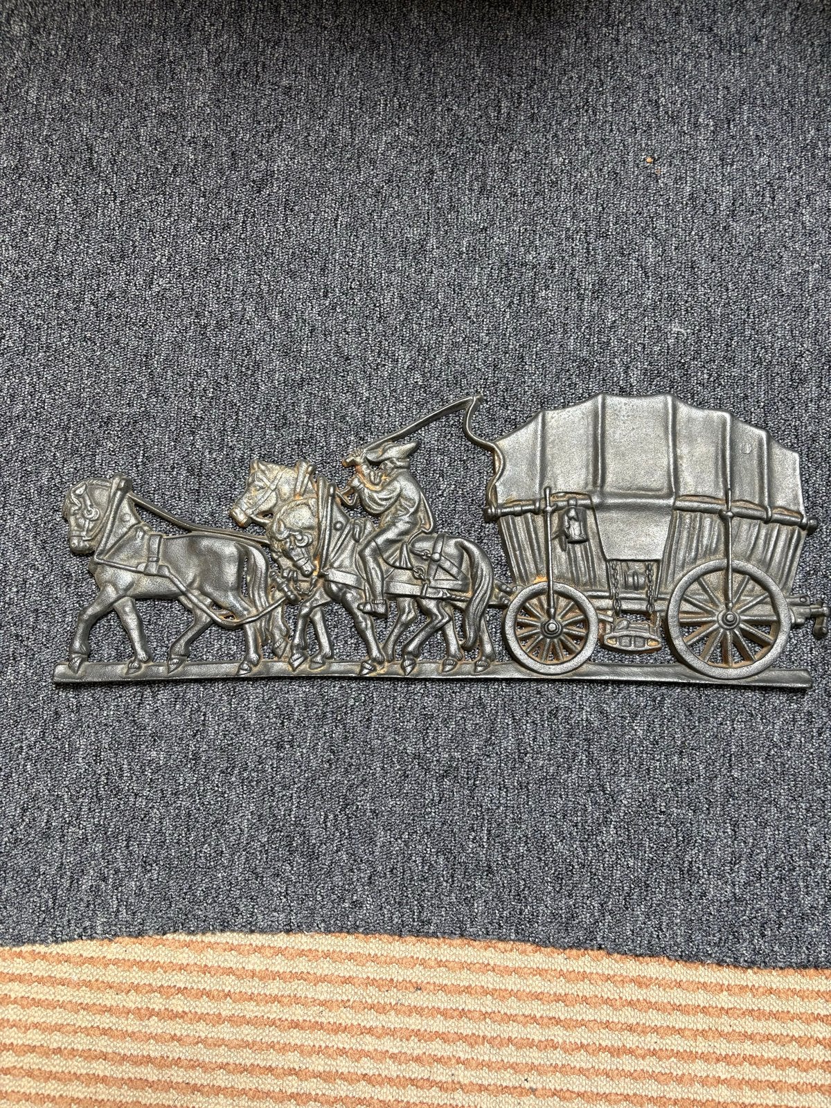 Decoratief gietijzeren wandpaneel: Postkoets met paarden, Ophalen of Verzenden