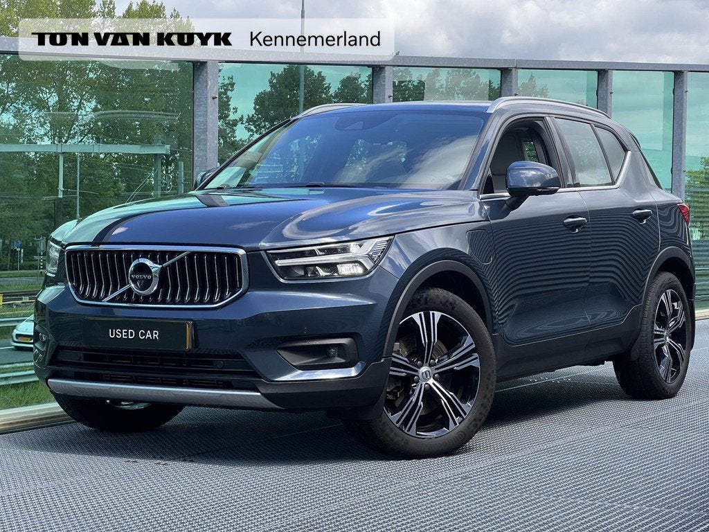 Volvo XC40 1.5 T5 Recharge Inscription / Pano. dak / Trekhaa