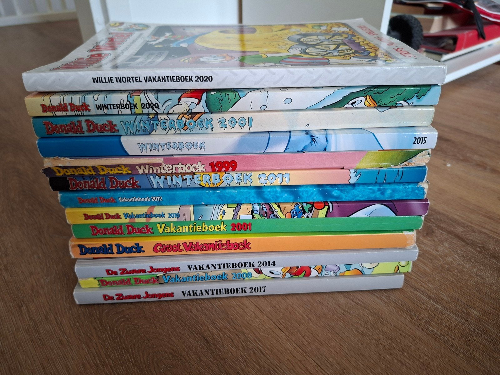13 Gelezen Vakantieboeken - Donald Duck, Meerdere stripboeken, Ophalen of Verzenden, Gelezen