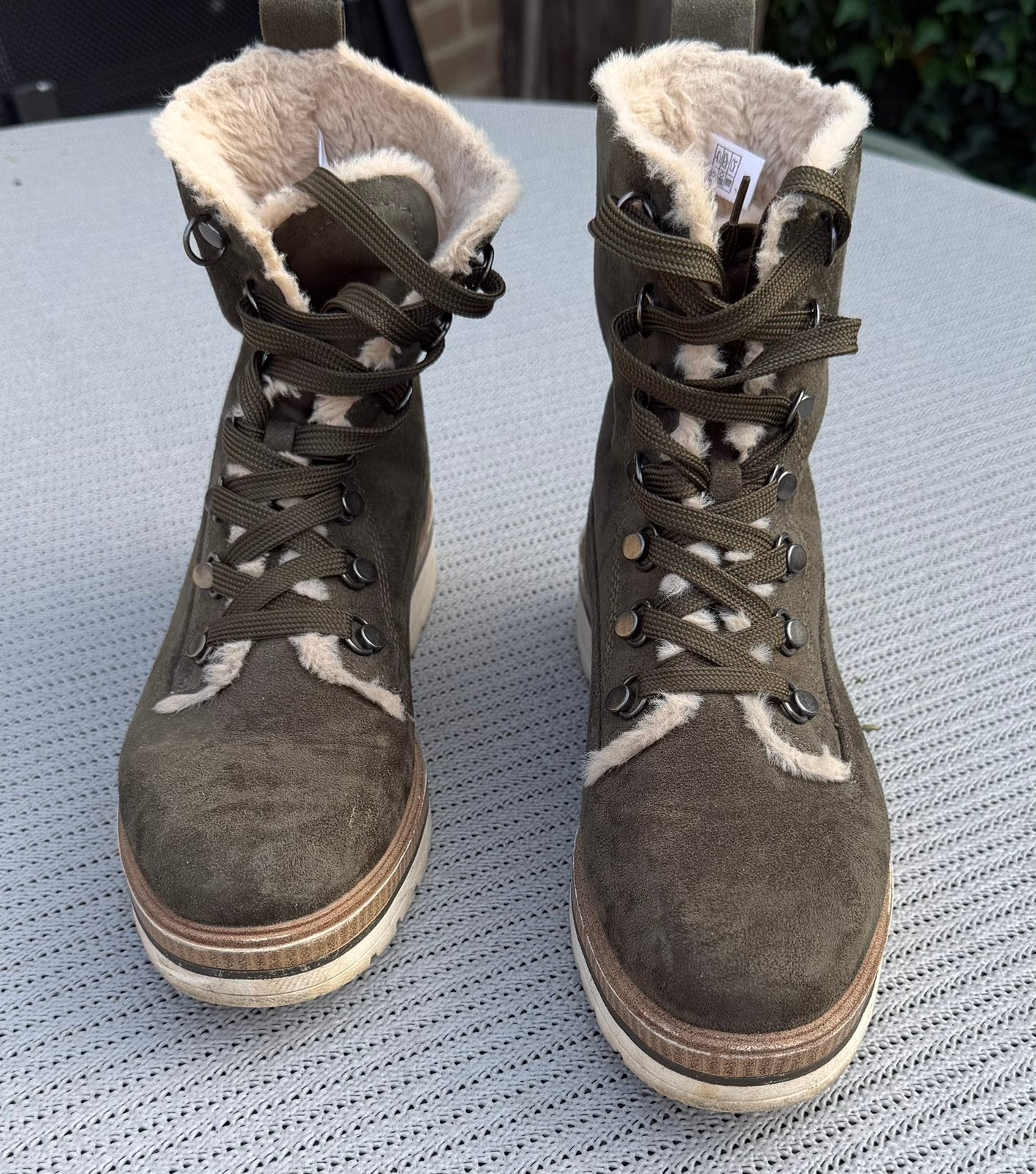 Damesschoenen halfhoog suede gevoerd met vacht. Maat 39, Ophalen of Verzenden, Groen, Sneakers of Gympen, Zo goed als nieuw