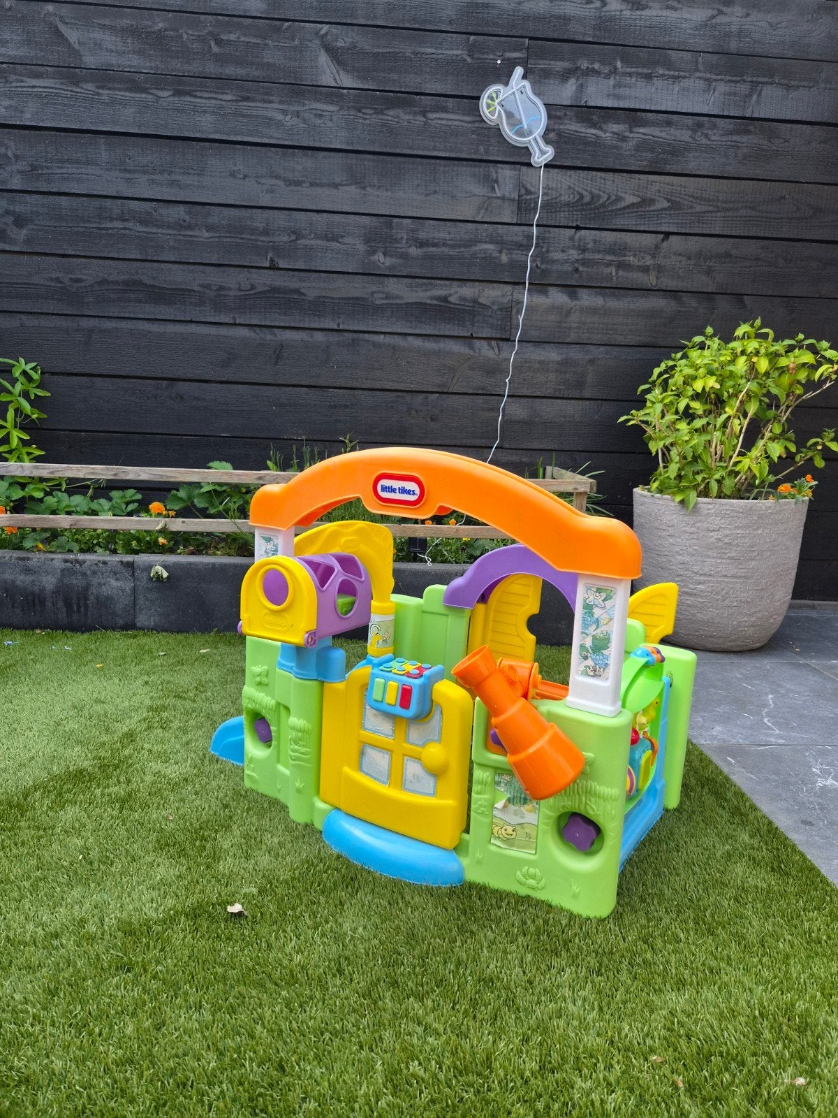 Little Tikes Activity Garden Speelhuisje, Kinderen en Baby's, Speelgoed | Buiten | Speeltoestellen, Ophalen, Gebruikt, Overige typen
