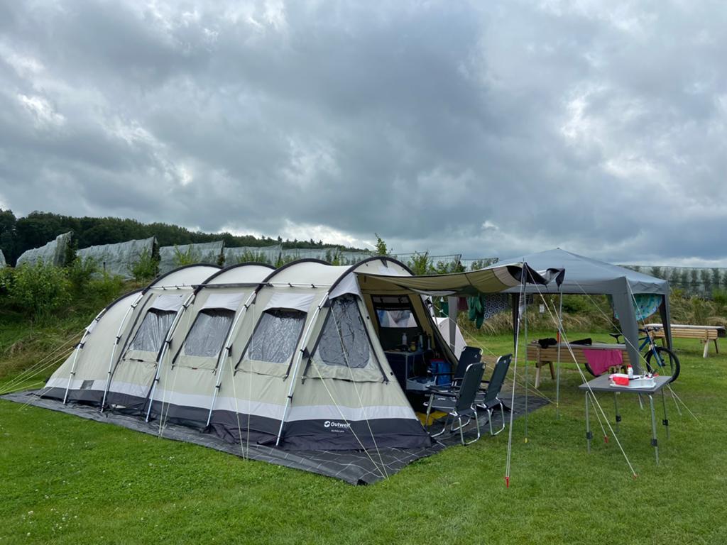 Outwell Norfolk Lake Tent - Ruime Gezinstent, Ophalen, Gebruikt, Meer dan 6