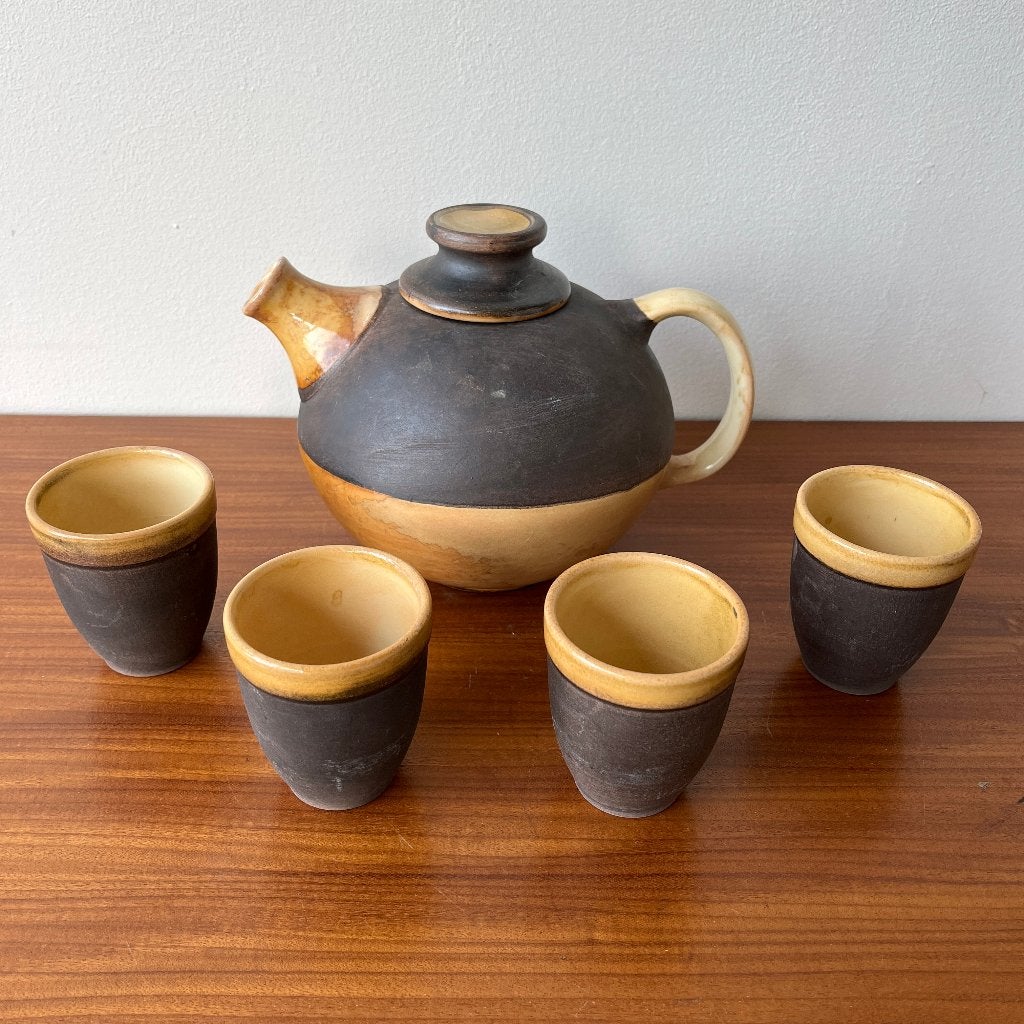 Driehoek Huizen keramiek servies Drenthe Cor van Tricht, Ophalen of Verzenden