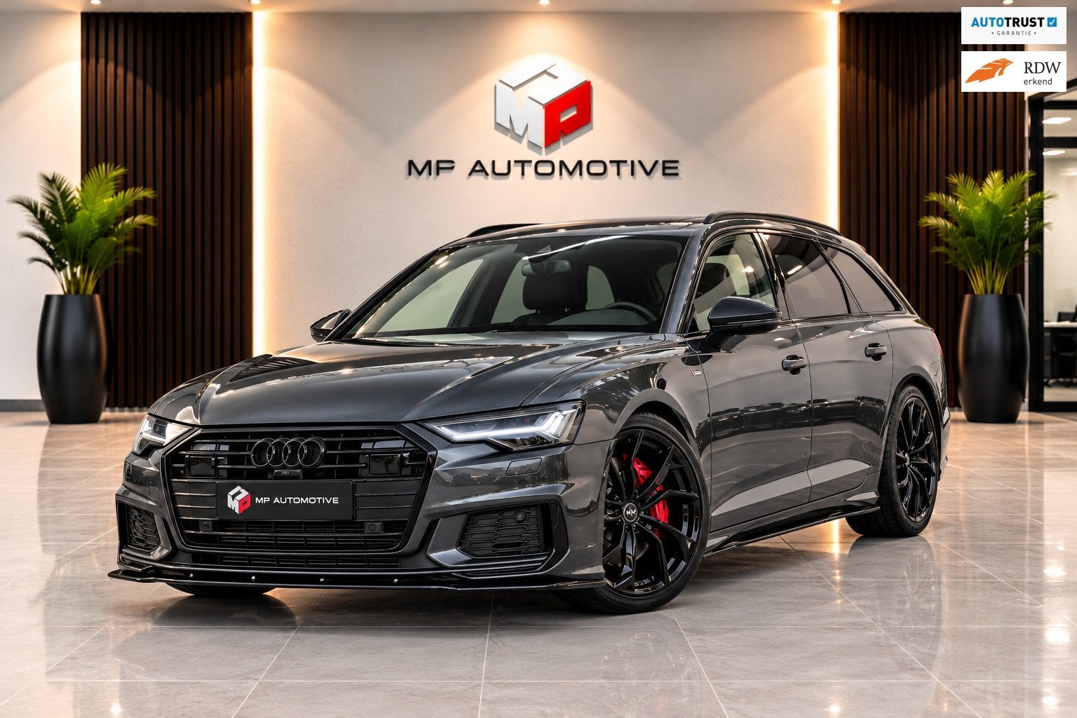Audi A6 Avant 55 TFSI V6 quattro 340PK|S-Line|Trekhaak|Lucht, Dealer onderhouden, Gebruikt, 2995 cc, 2000 kg