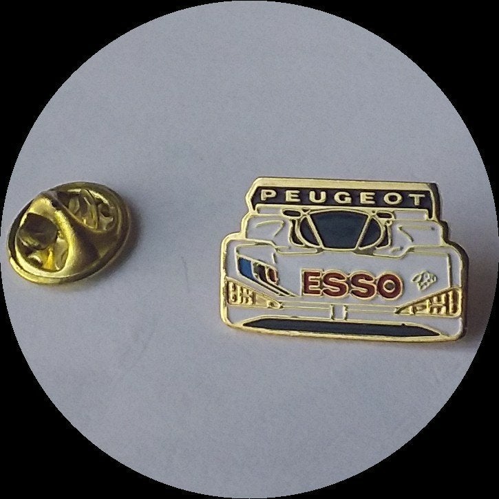 PEUGEOT 905 rallysport pin, Ophalen of Verzenden, Zo goed als nieuw, Transport, Speldje of Pin