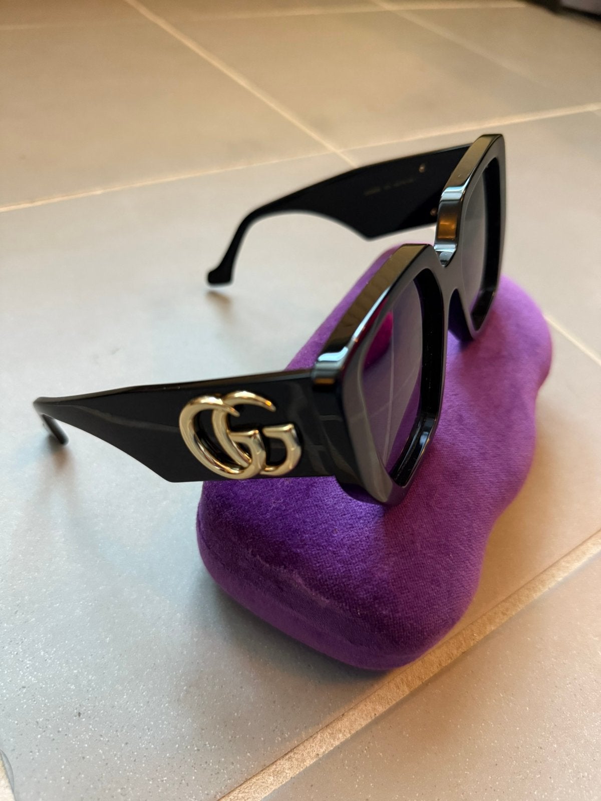 Gucci zonnebril op sterkte, Ophalen of Verzenden, Zo goed als nieuw, Zwart, Overige merken