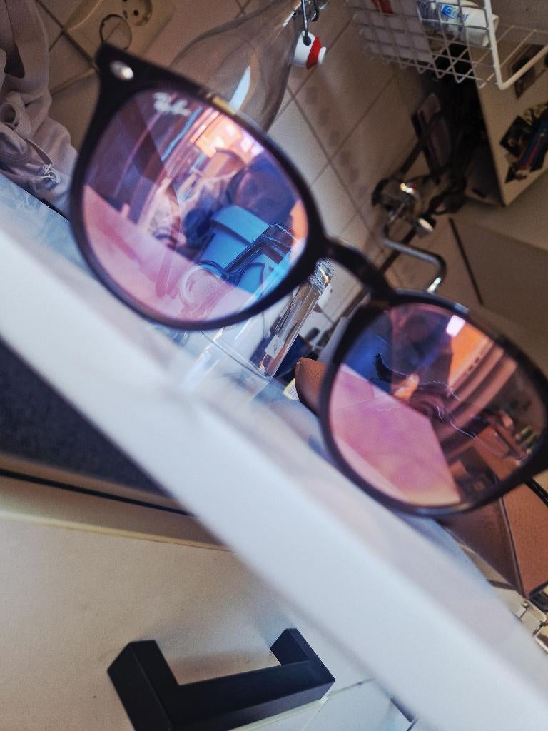 RAYBAN NIEUW + HOES 60 EURO OVER DE PRIJS IS TE PRATEN, Verzenden, Nieuw, Ray-Ban