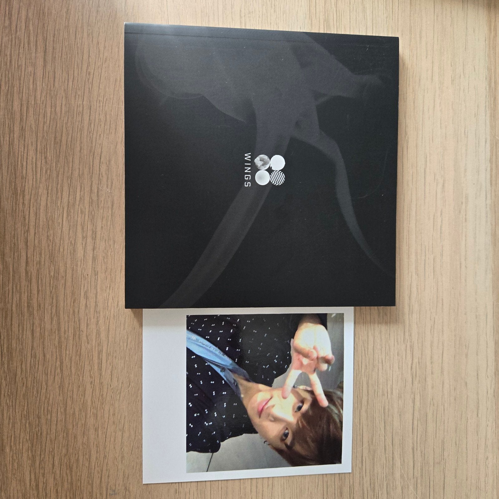 BTS - Wings CD met Jungkook photocard, K-pop, Ophalen of Verzenden, Zo goed als nieuw, Inclusief boekje