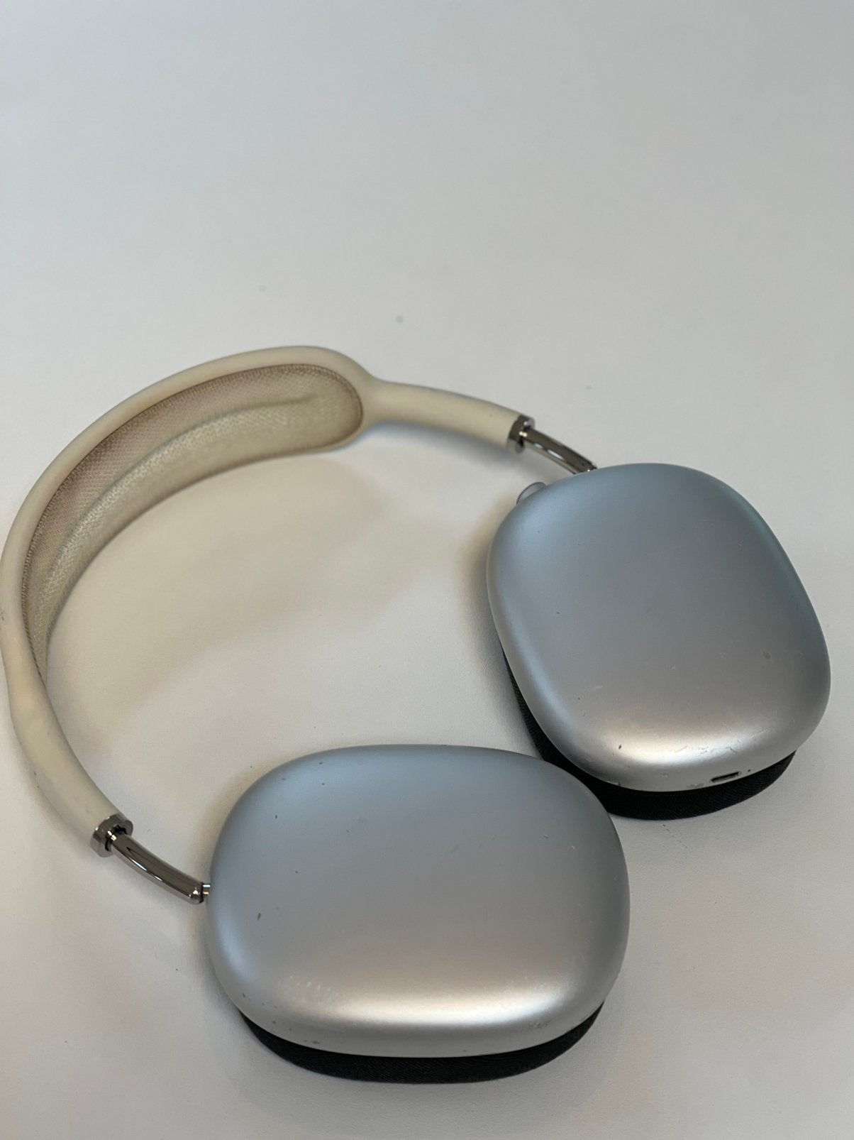 Apple AirPods Max – Zilver – Goede staat, Audio, Tv en Foto, Koptelefoons, Overige merken, Gebruikt, Zilver, Ophalen of Verzenden
