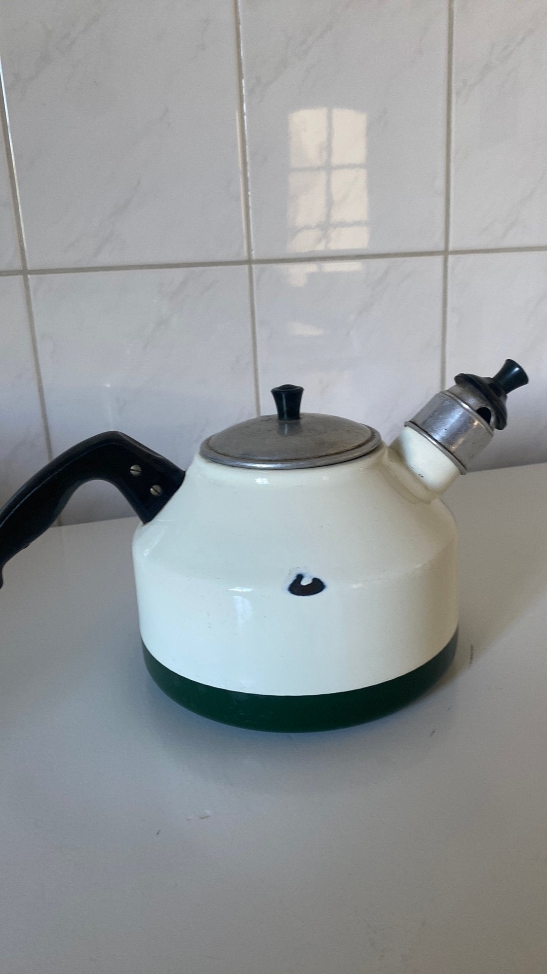 Emaille waterkoker, vintage, 1 tot 2 liter, Ophalen of Verzenden, Zo goed als nieuw