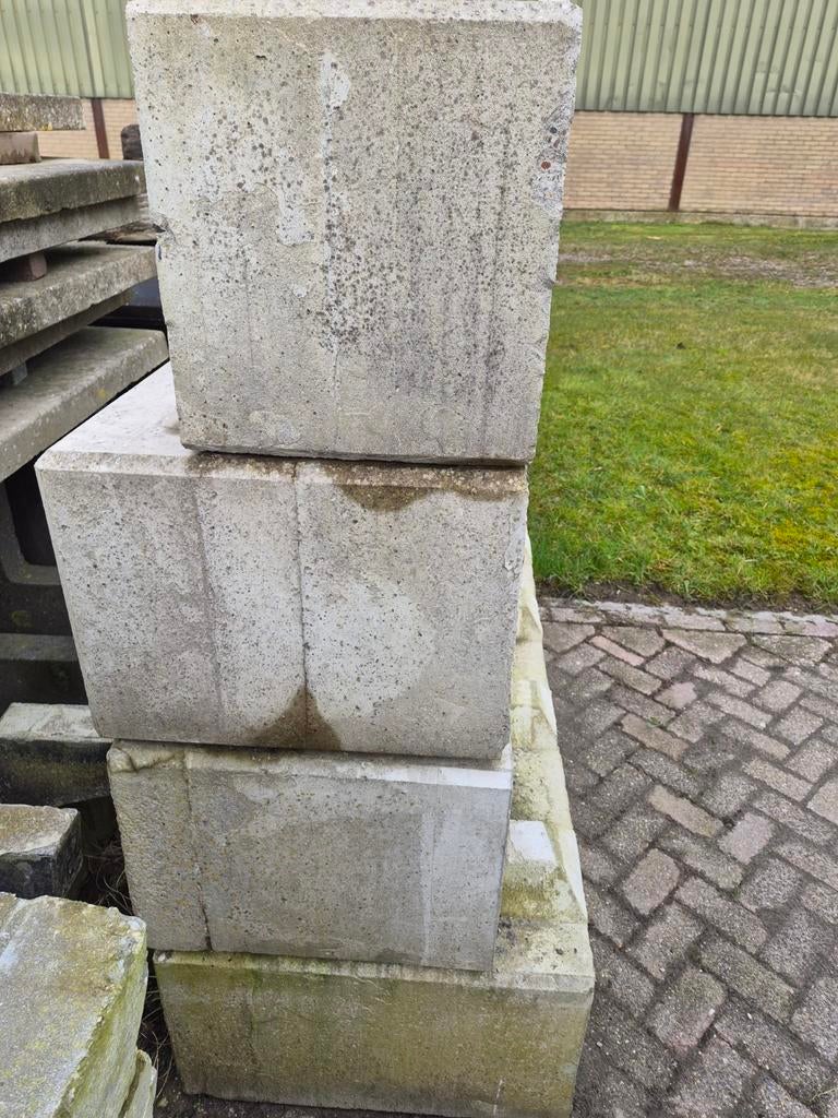 Beton blokken mega blokken legoblokken, Ophalen of Verzenden, Rond, Minder dan 30 cm