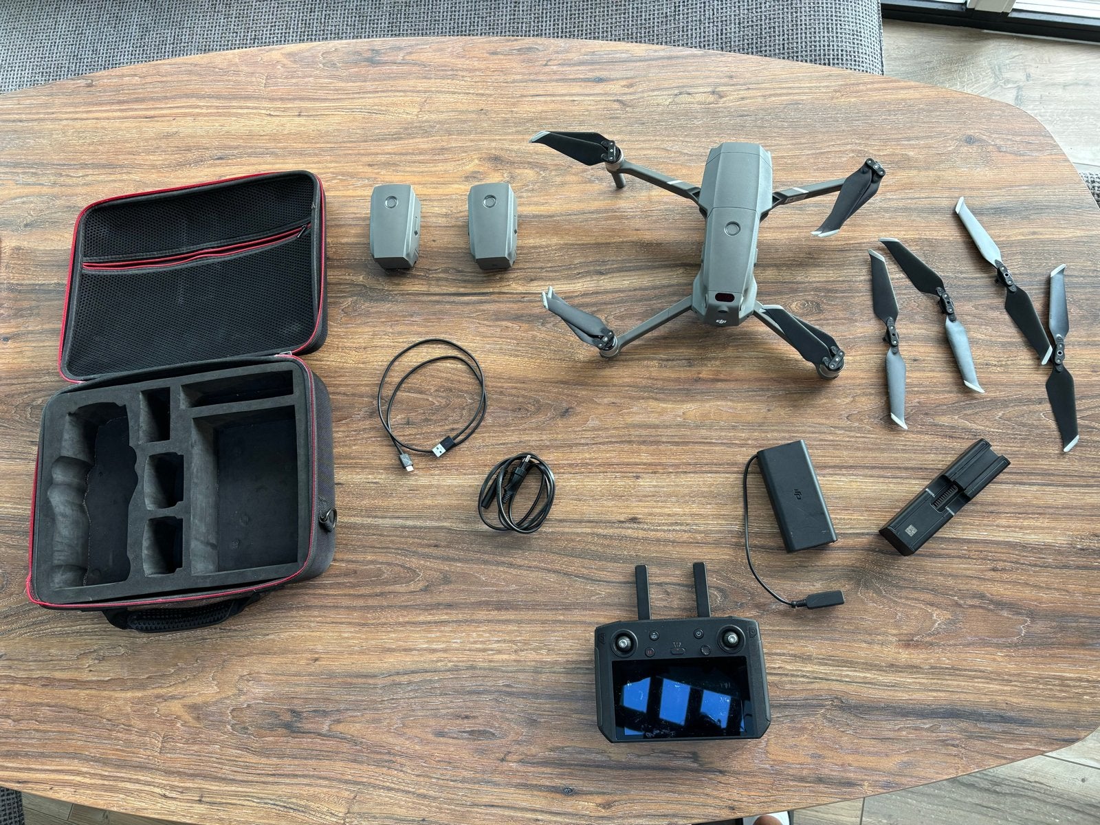 DJI Mavic 2 Pro Fly More Combo + Smart Controller, 30 tot 45 minuten, Cameradrone, Extra accu('s), 5 tot 10 kilometer