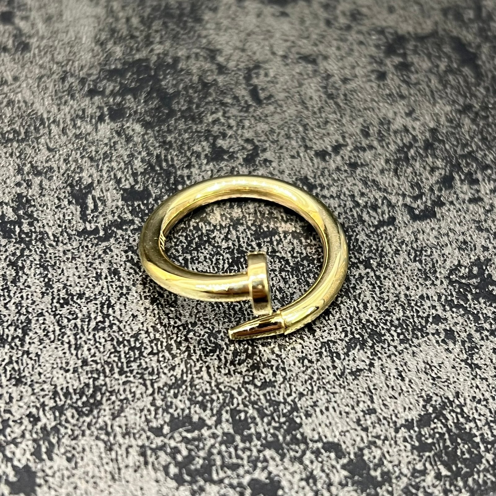 14k gouden ring spijker model, Ophalen of Verzenden, Nieuw, Goud, Dame